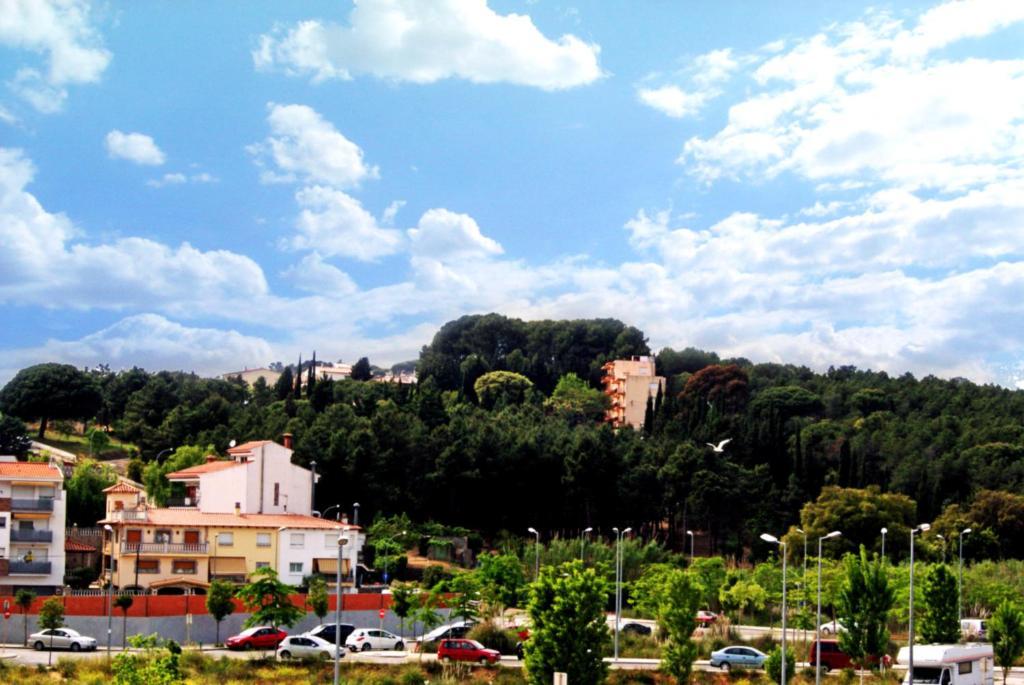 Hostal Bonavista Blanes Bagian luar foto