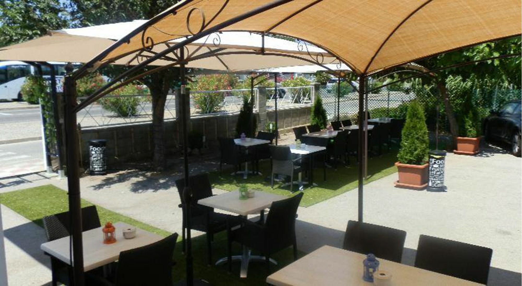 Hostal Bonavista Blanes Bagian luar foto